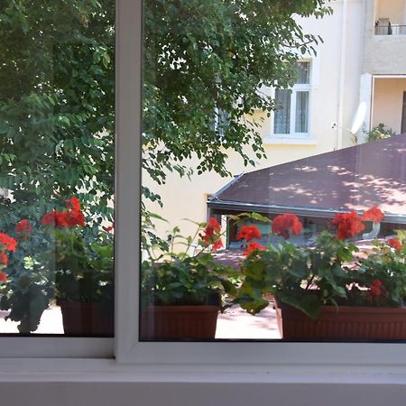 Нестандартно Бутиково Студио За Двама Романтика Варна Экстерьер фото
